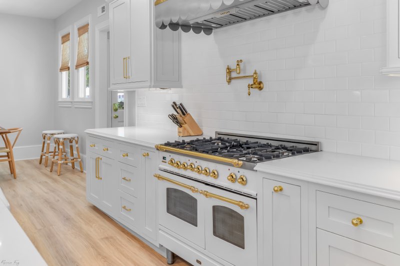 Snow White Inset Kitchen Cabinets
