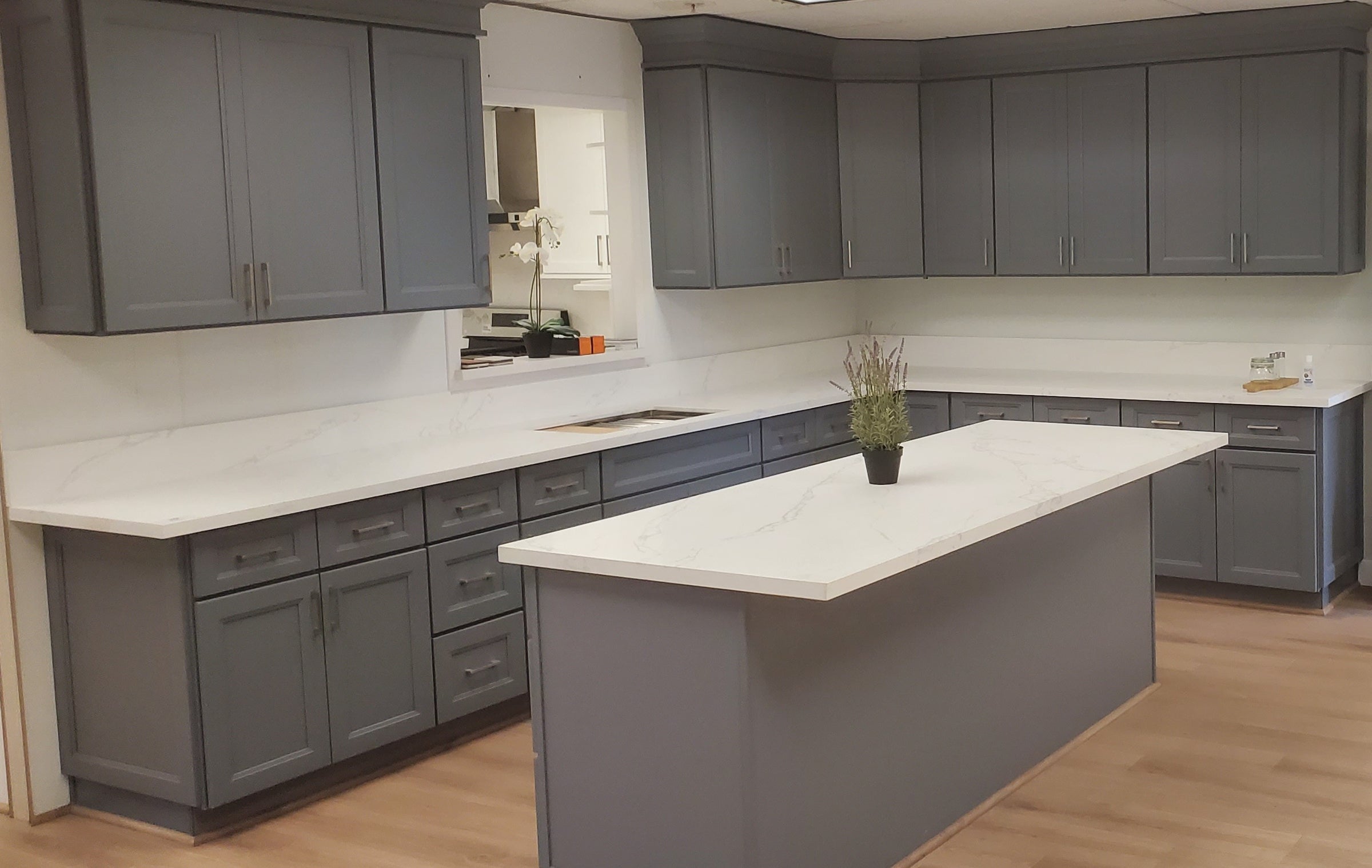 Double Shaker Dark Gray Full Overlay Kitchen Cabinets