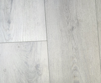 Harvest 8mm Flooring SPC 8mm(6.5mm core + 1.5mm underlayment).  Surface Finish: EIR(embossed in register), Matte.Wearlayer:20mil. Click System:  Click.100% waterproof