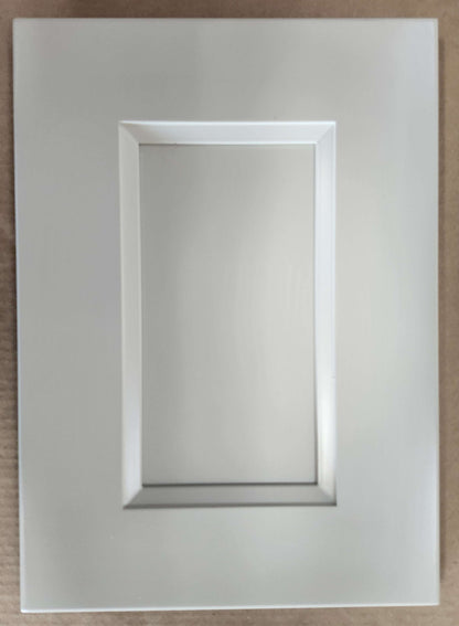 Blind Corner 1-1/4"  Overlay Base (Left or Right) 29 Newport White Double Shaker Blind 36"-42" & 42"-45"