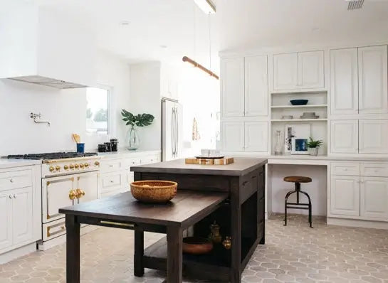 Vintage White Inset Shaker