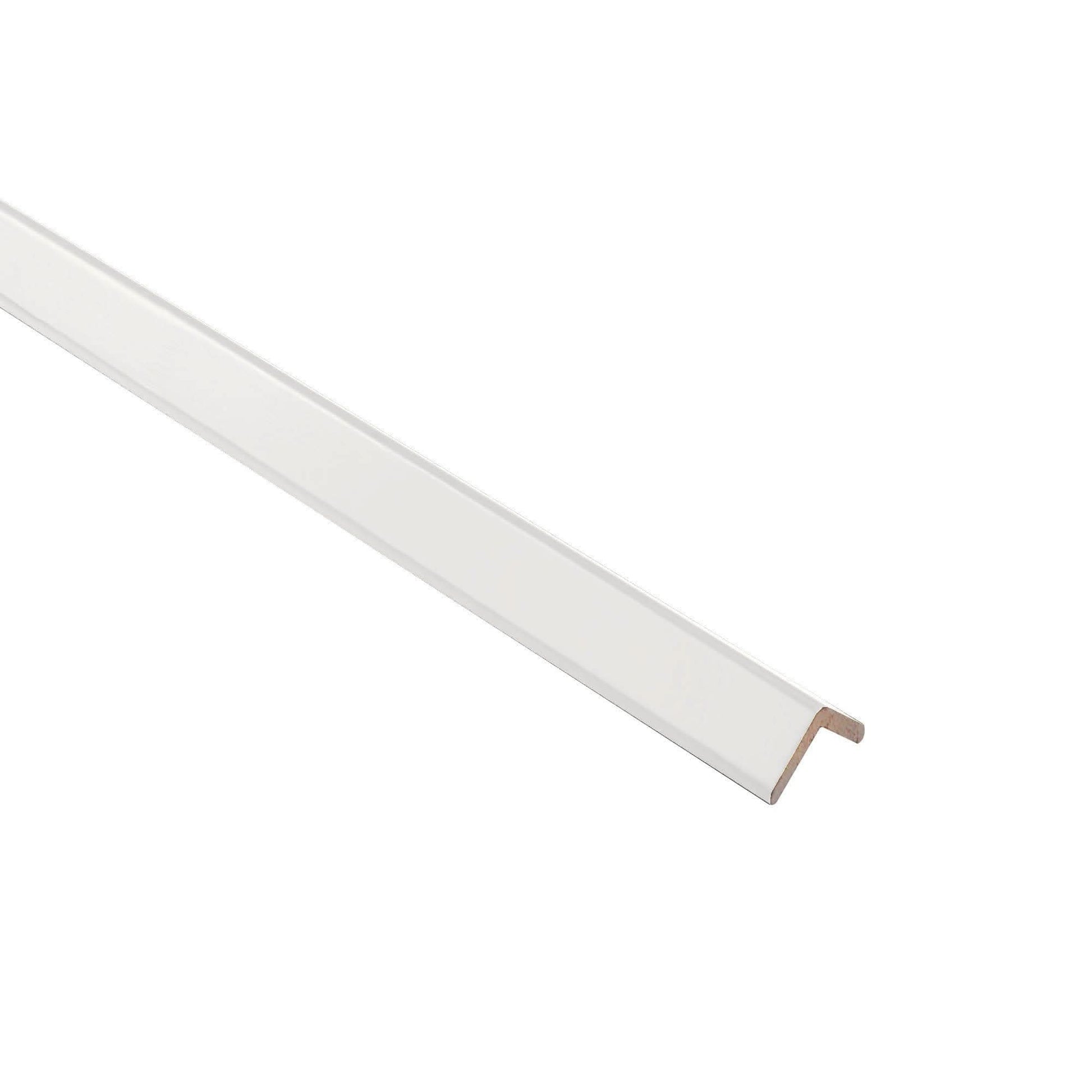 Snow White Shaker Outside Corner Molding Trim Pieces
