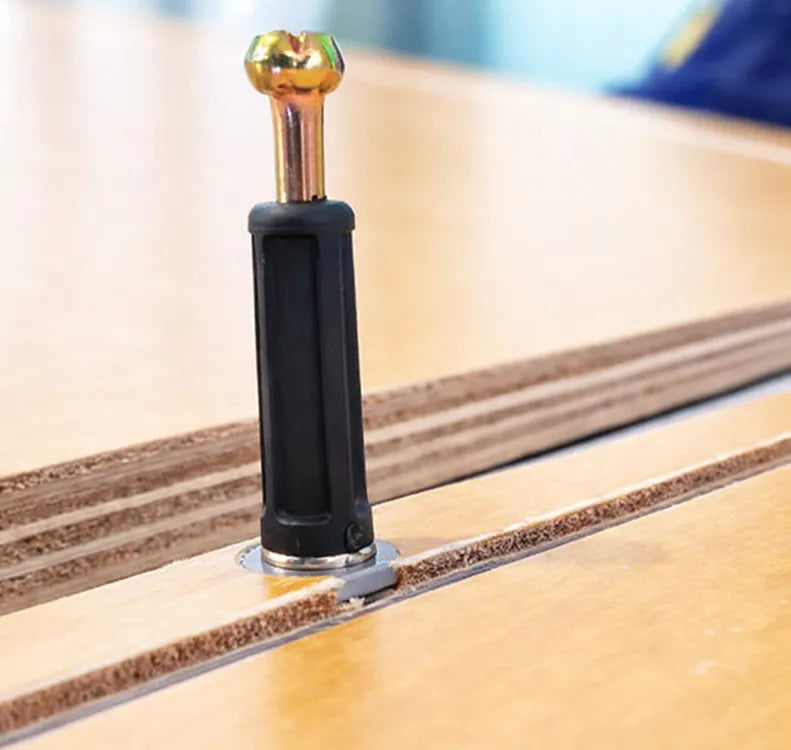 Properly seated cam screw
