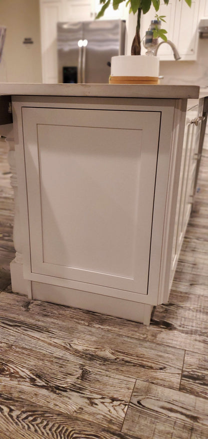False Panel Snow White Inset Shaker Decorative Style
